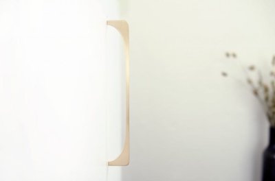 Bridge 224 tirador oblongo para mueble Latón Cepillado Sin pintar