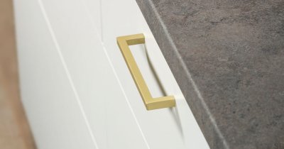 Tirador para mueble alargado U 0056492 Oro cepillado