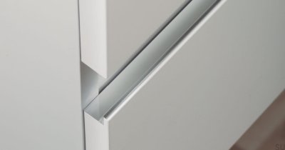 Tirador para mueble Grada 297 canto aluminio Blanco