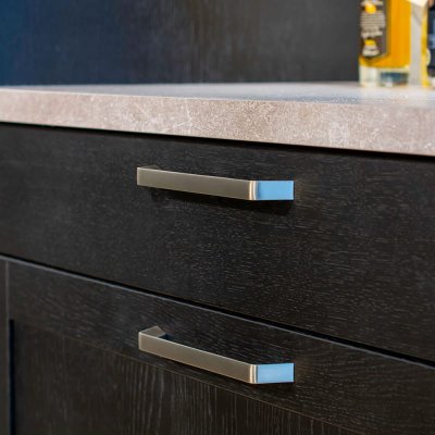 Tirador para mueble rectangular Frank 160 Plata cepillado