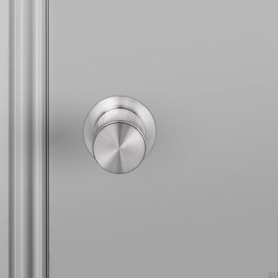 Pomo de puerta de doble cara sin resorte Linear 57 Acero Plata