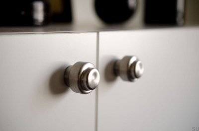 Pomo para mueble Colgador de pared Hip 30 Acero cepillado
