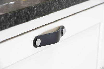 Tirador para mueble largo Loop Round 128, cuero negro con cromo