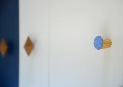 Pomo para Mueble Melange Madera Esmaltado Rojo - Aceite Incoloro Semimate