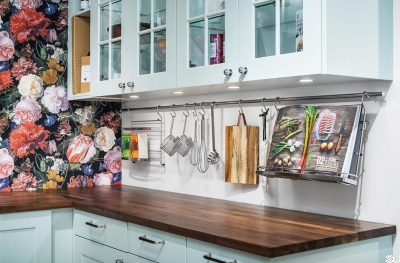 Estante para libros de cocina para el sistema de tuberías de cocina Cromo pulido