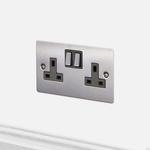 2g_uk-plug-steel-black_2.jpg