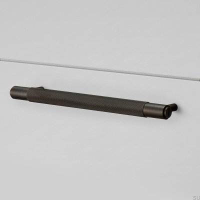 Tirador alargado para muebles Cross 325 de latón bronce quemado