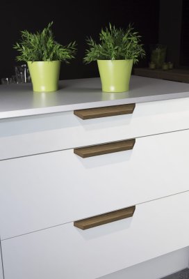 Tirador para mueble rectangular Barcco 480 Madera nogal