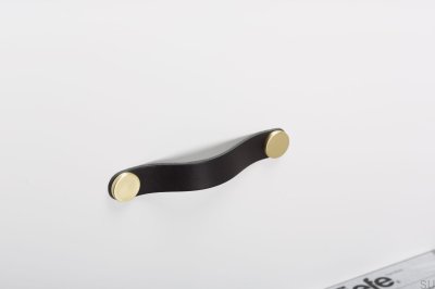 Tirador para mueble Flexa 160 Cuero Negro con Oro