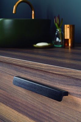 Tirador para mueble alargado Flapp 32 Aluminio Negro Cepillado