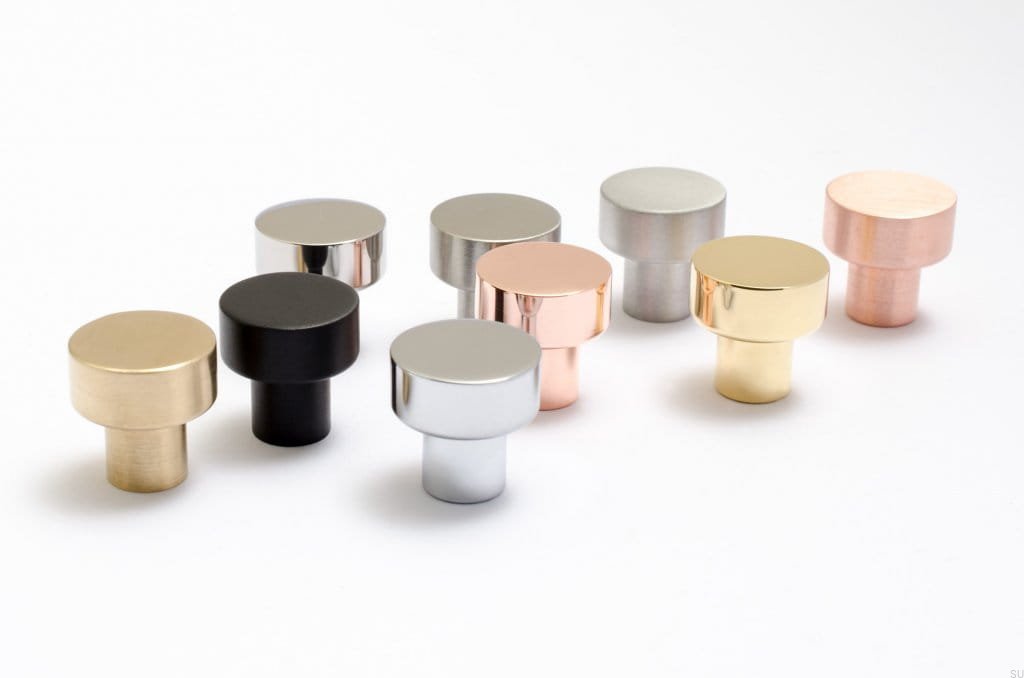 Zdjęcie produktów z serii Dot w różnych kolorach