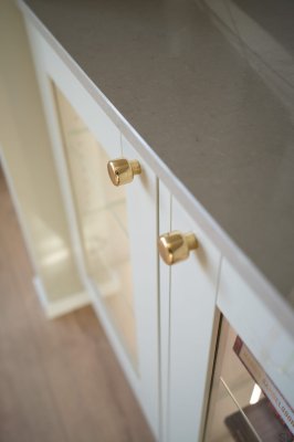 Pomo para mueble Esther Latón Lacado Pulido