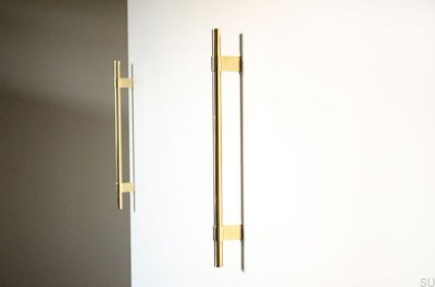 Tirador rectangular para mueble Line Big 224. Latón pulido.