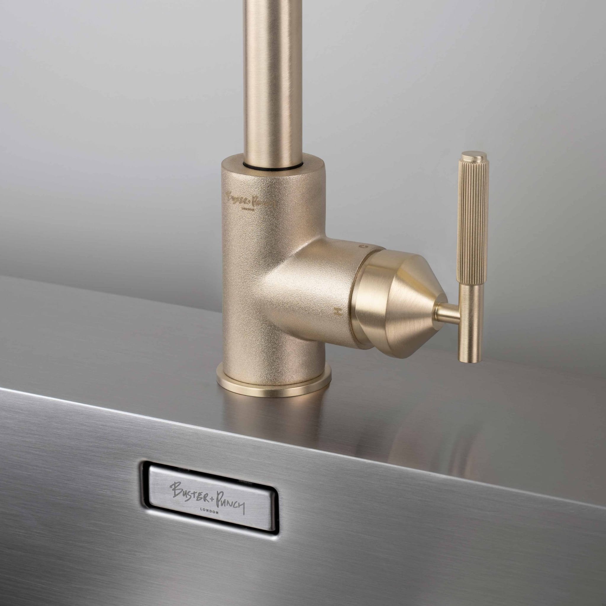 BP_Tap_Linear_Detail_Brass_Web_Square_v2-scaled (1).jpg