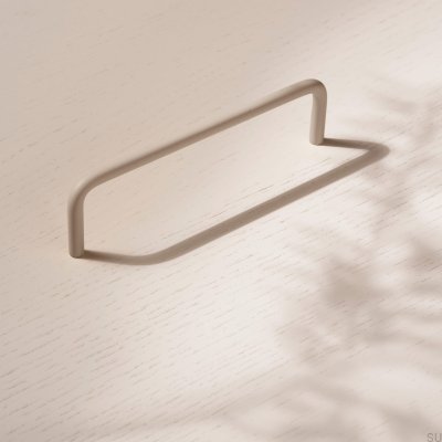 Tirador para mueble rectangular Thread 128 de metal Greige