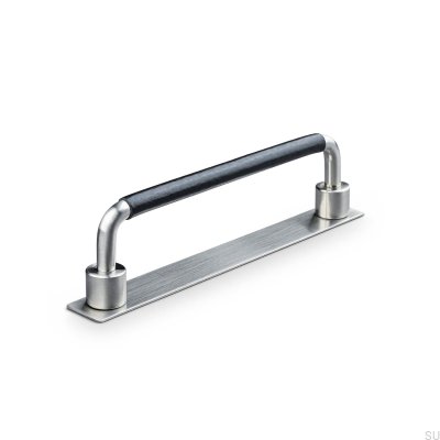Tirador para mueble rectangular Asissi Swept 128 Plata Cepillado con Cuero Negro