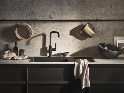 ARM980 Grifo de cocina marrón latón