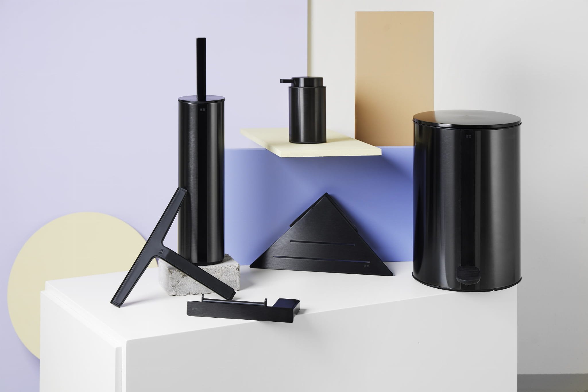 Unidrain_reframe collection_pastel_toilet brush_paper holder_soap dispenser_corner shelf_pedal bin_black_H-min.jpg
