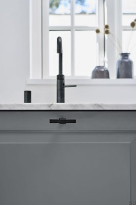Perilla para muebles con nudo en T de 75 mm de acero y color negro mate