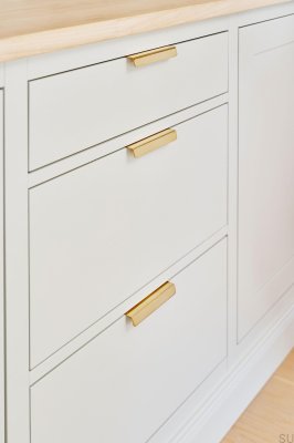 Tirador para muebles con borde Patina 96, latón dorado pulido sin barnizar