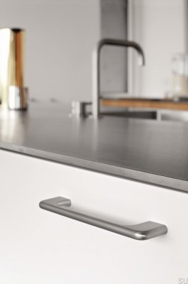 Tirador para mueble longitudinal Doppia 128+160, aluminio, plata