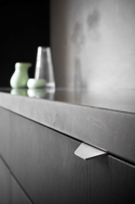 Tirador para mueble Blaze 2 20 cantos, aluminio, plata