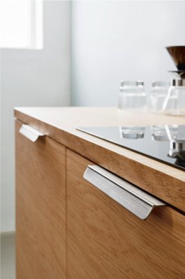 Tirador para mueble Edge Accent 160 Aluminio Plata