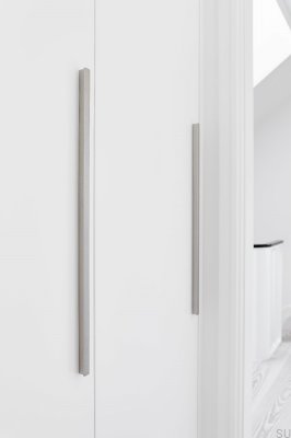 Tirador para mueble longitudinal Elan 160+544, aluminio, plata