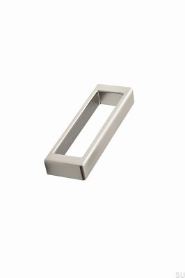 Tirador alargado para muebles Cubico 96 de metal plateado
