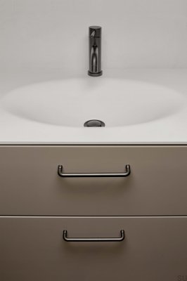 Tirador alargado para muebles de metal Junction 160 antracita cepillado