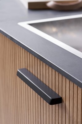 Tirador para mueble rectangular Guild 160, metal negro mate