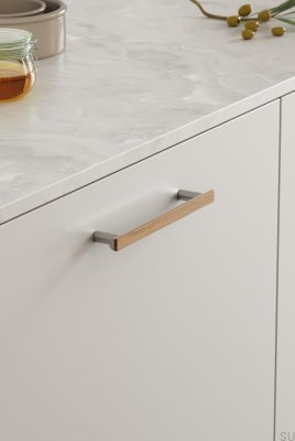 Tirador para mueble rectangular Bis 160, madera roble blanco mate