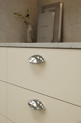 Tirador alargado para muebles de metal Luna 96, niquelado plateado