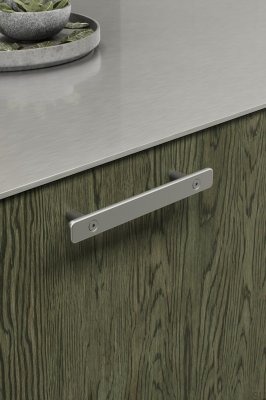 Mango para muebles alargado de metal plateado Tool 128
