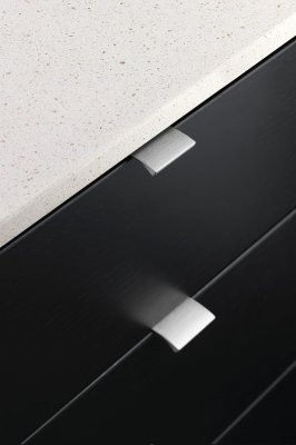 Tirador para muebles Edge Straight 40 de aluminio plateado