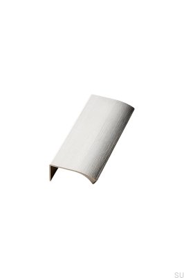 Tirador para muebles Edge Straight 100 de aluminio plateado