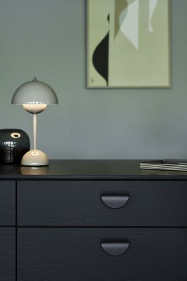Tirador para mueble alargado Horizontal Small 32, metal, negro mate