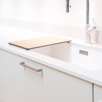 Tirador para mueble rectangular Ethel 160 plata cepillada