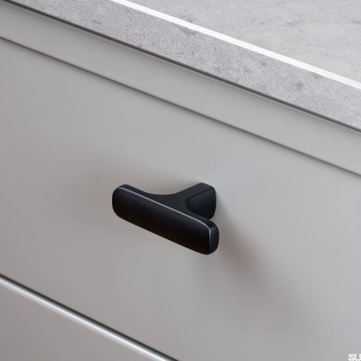 Pomo para mueble T-Bar Ethel, negro mate