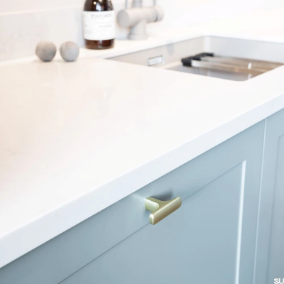 Pomo para mueble T-Bar Ethel Oro Cepillado