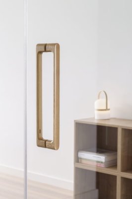 Manija de puerta de madera de roble sin barnizar de doble cara Luv Wood Big 384
