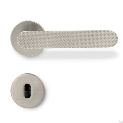 Manija de puerta de aluminio Vibe Grip, acabado plateado cepillado, estándar escandinavo