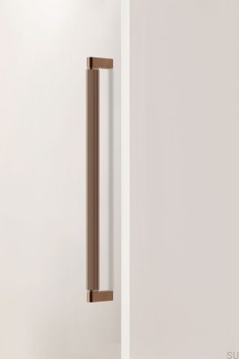 Tirador alargado para muebles Brooklyn Big 448 de aluminio cepillado marrón