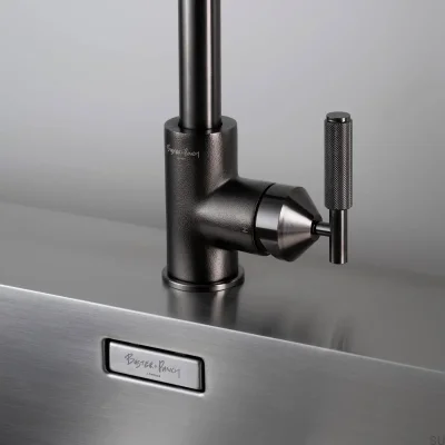Grifo de cocina extraíble de latón macizo con conector británico