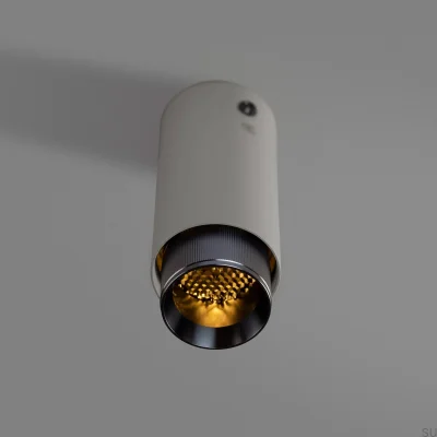 Foco de techo lineal de acero gris metalizado con escape