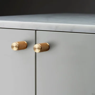 Pomo para muebles de latón Cross 20 (juego de 2)