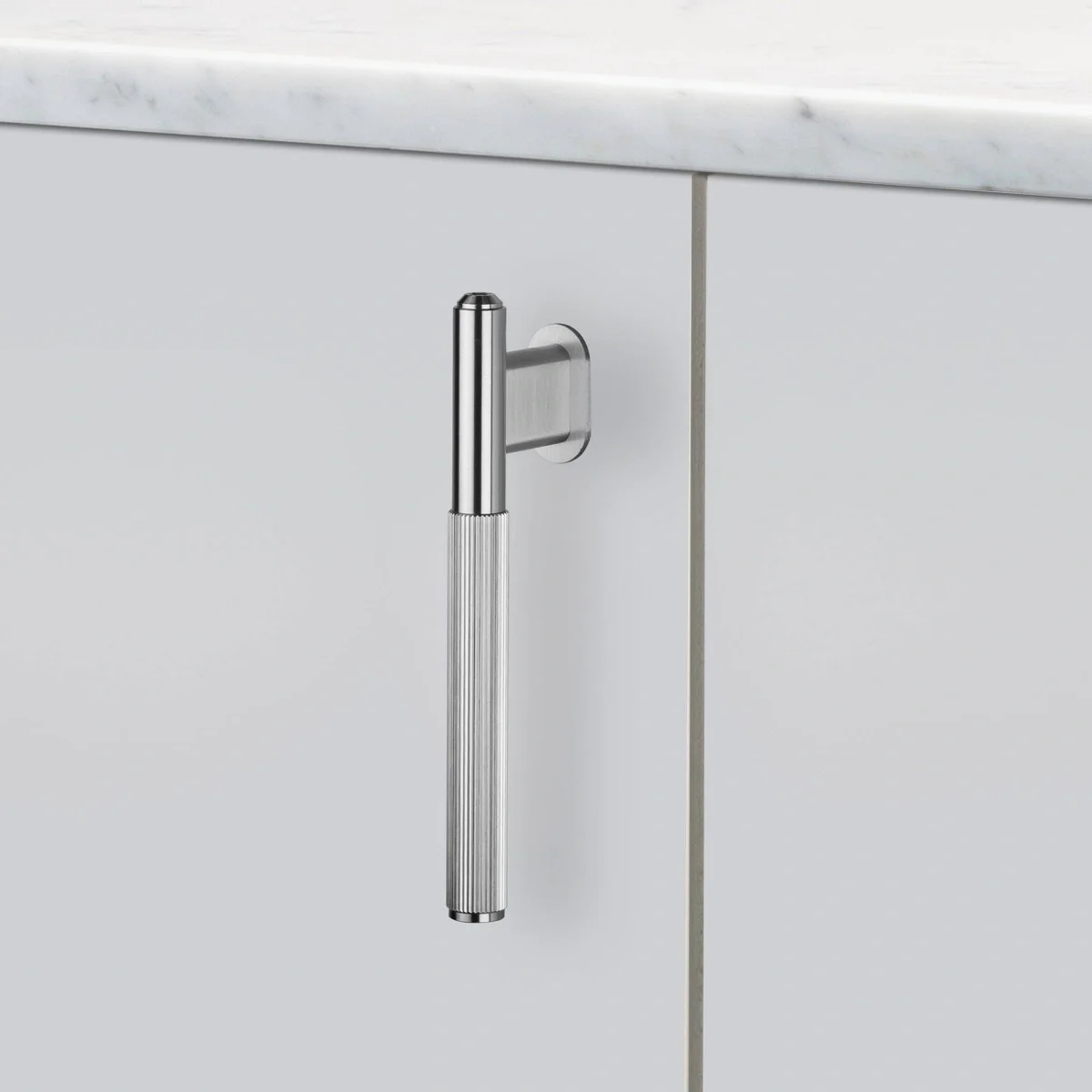 ULB-074580--Uchwyt-meblowy-L-Bar-Linear-Stal-Skandynawskie-Uchwyty_1