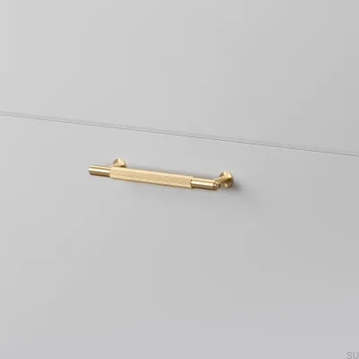 Tirador alargado para mueble Linear 125 de latón