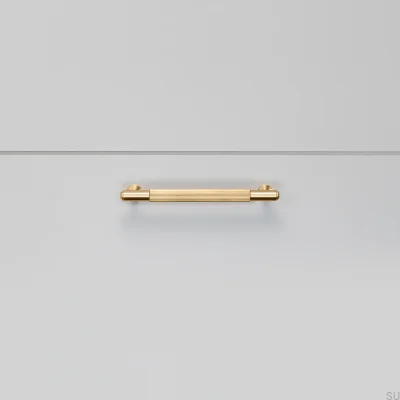 Tirador alargado para mueble Linear 125 de latón