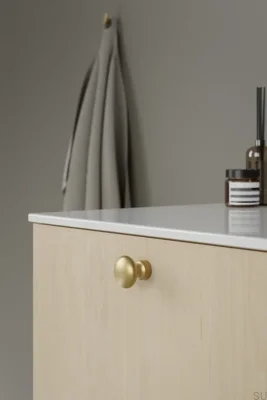 Pomo para muebles Baron 32 de metal, dorado oscuro cepillado.